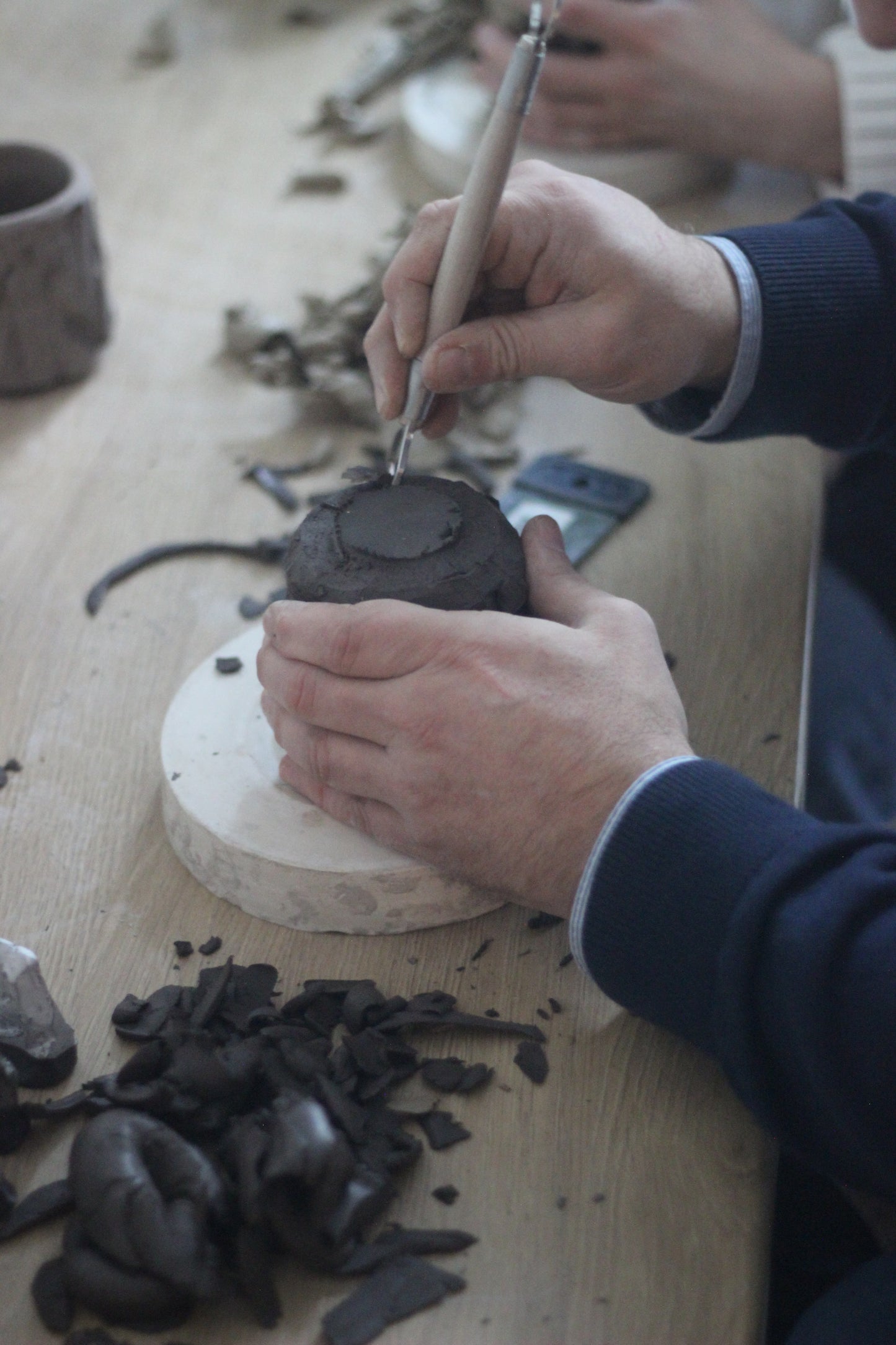 Kurinuki for Beginners - Carving a ceramic tea cup